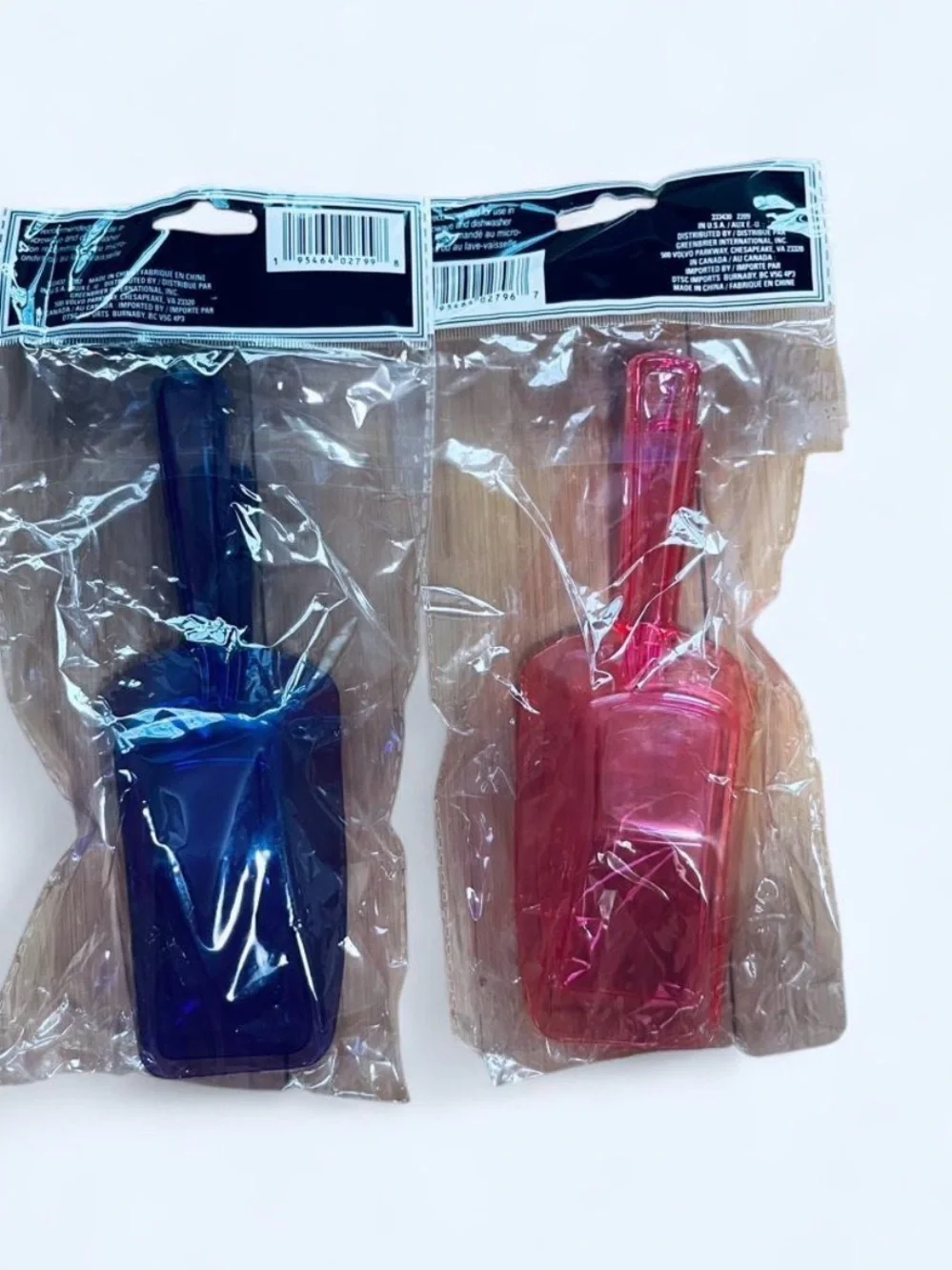 Plastic Scoop 2-Pack - Blue and Pink